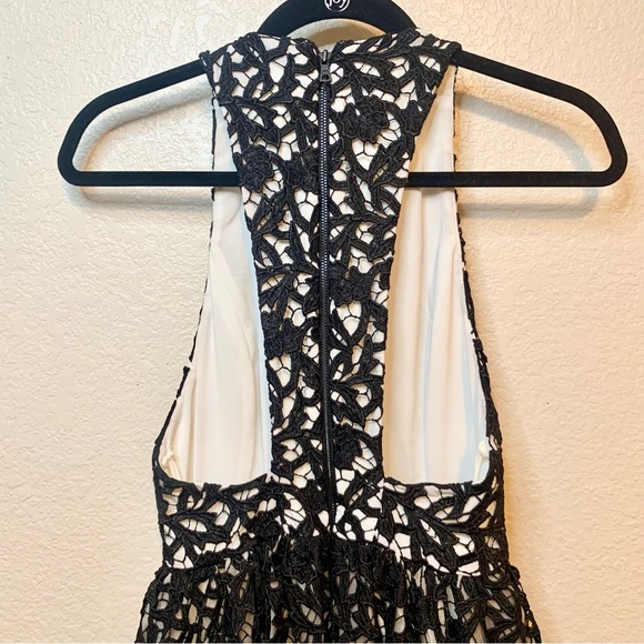 Alice + Olivia Mariel Racerback Sleeveless Cocktail Dress Guipure Lace Black 2 - Picture 9 of 14
